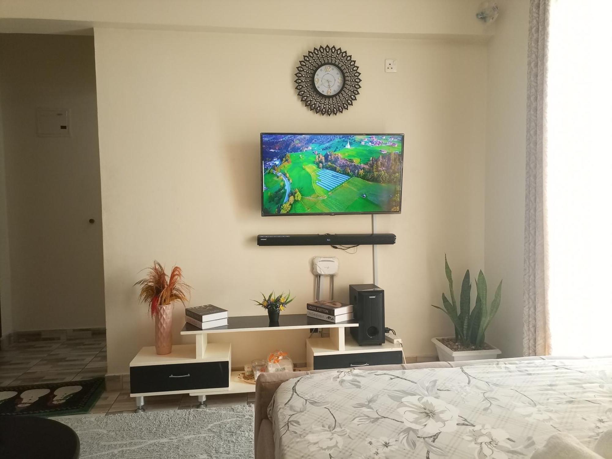 Apartment Homely 2